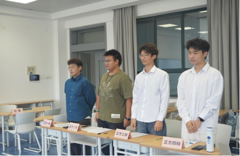 HJC黄金城集团“新生杯”辩论赛决赛圆满落幕